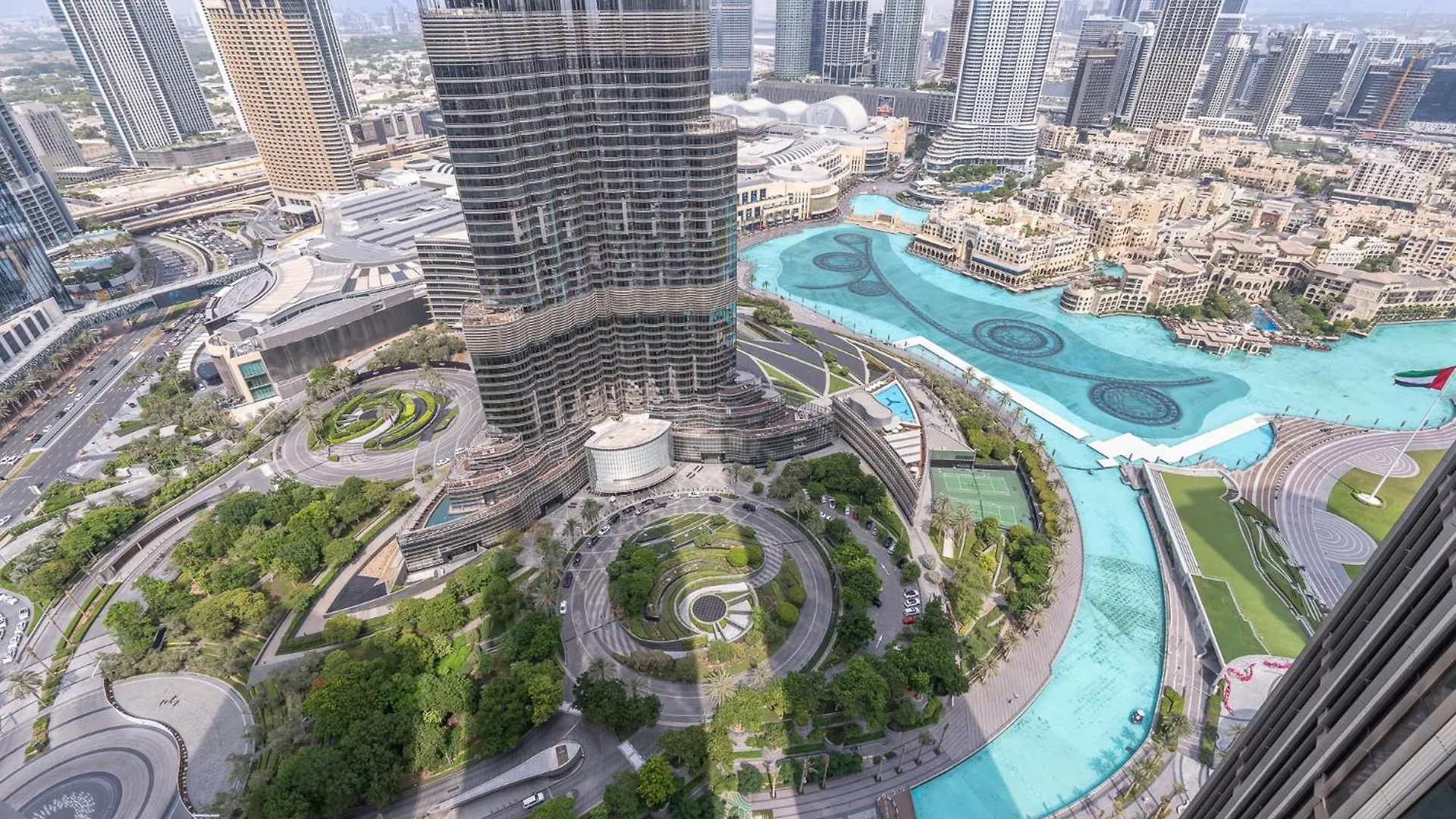 Address Residences Dubai Opera - Burj Khalifa City Views 1, 2, & 3-Bedroom Apartment 1 Minute Walk To Burj Khalifa, Dubai Mall, Dubai Fountain By Heaven Crest