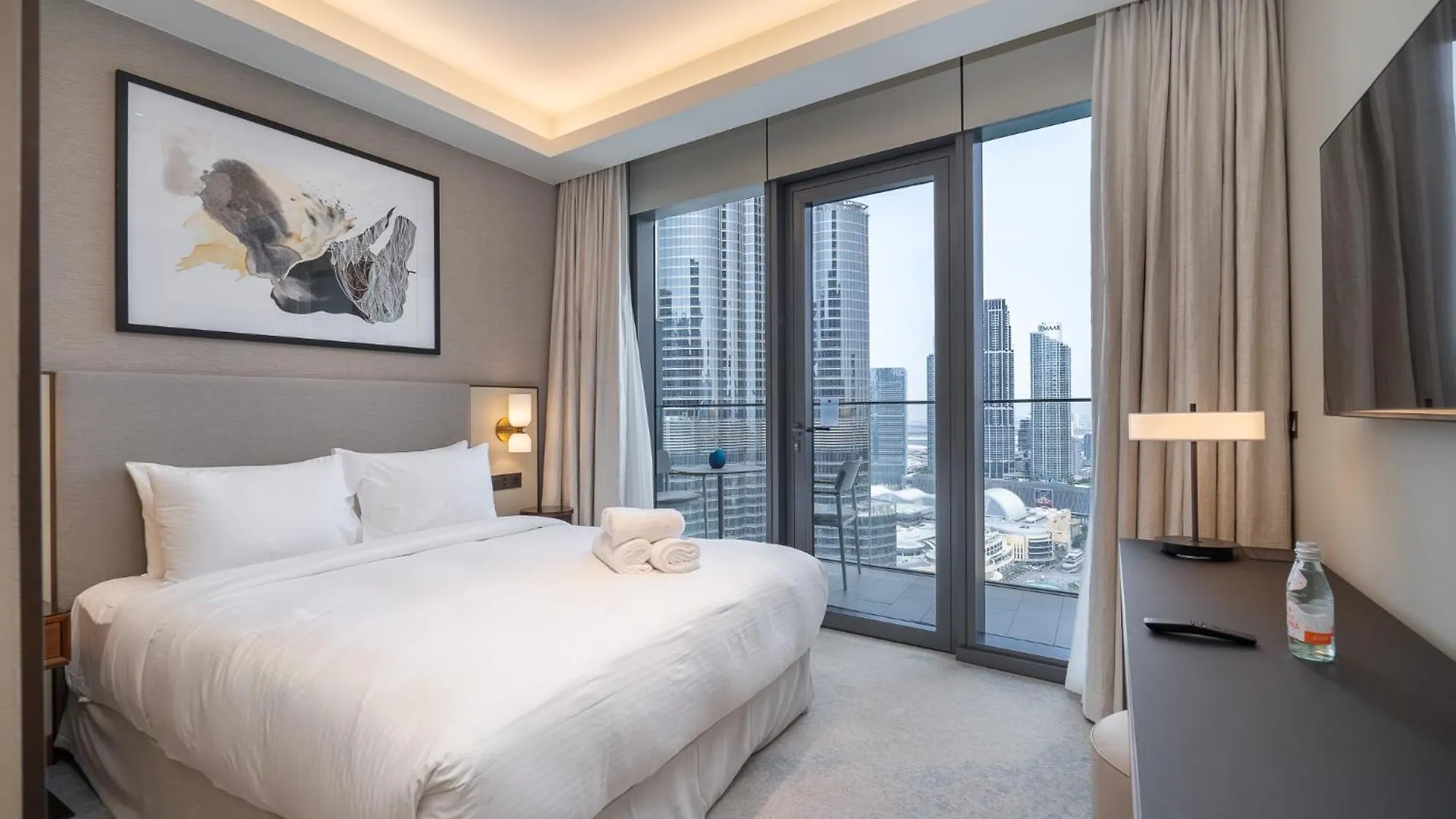 Address Residences Dubai Opera - Burj Khalifa City Views 1, 2, & 3-Bedroom Apartment 1 Minute Walk To Burj Khalifa, Dubai Mall, Dubai Fountain By Heaven Crest