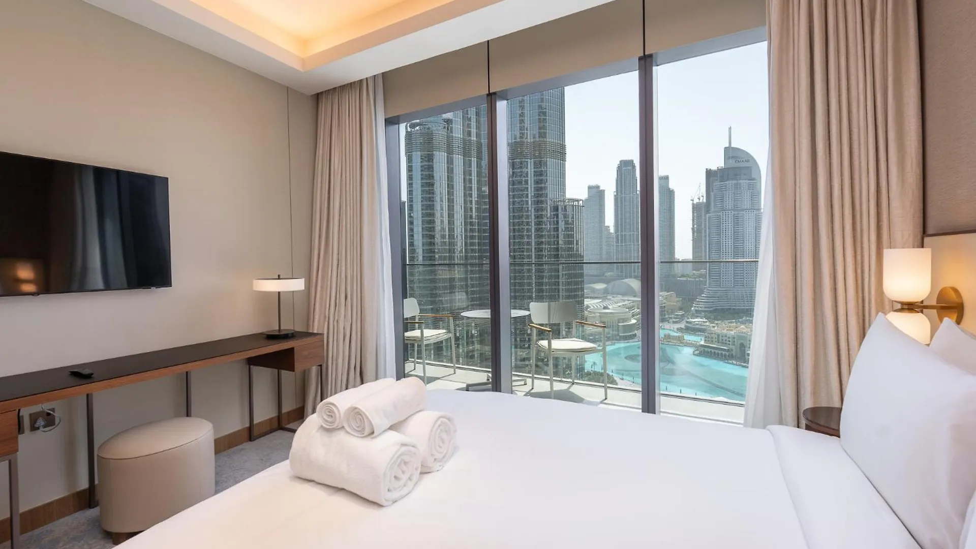 Address Residences Dubai Opera - Burj Khalifa City Views 1, 2, & 3-Bedroom Apartment 1 Minute Walk To Burj Khalifa, Dubai Mall, Dubai Fountain By Heaven Crest