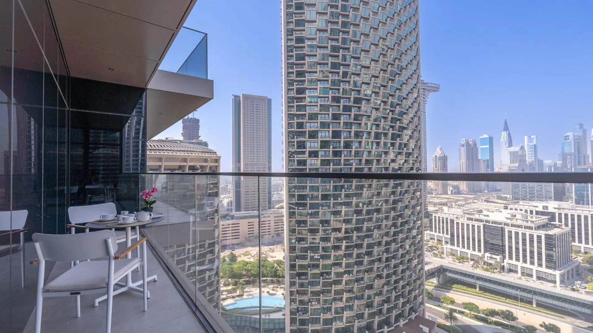 Address Residences Dubai Opera - Burj Khalifa City Views 1, 2, & 3-Bedroom Apartment 1 Minute Walk To Burj Khalifa, Dubai Mall, Dubai Fountain By Heaven Crest