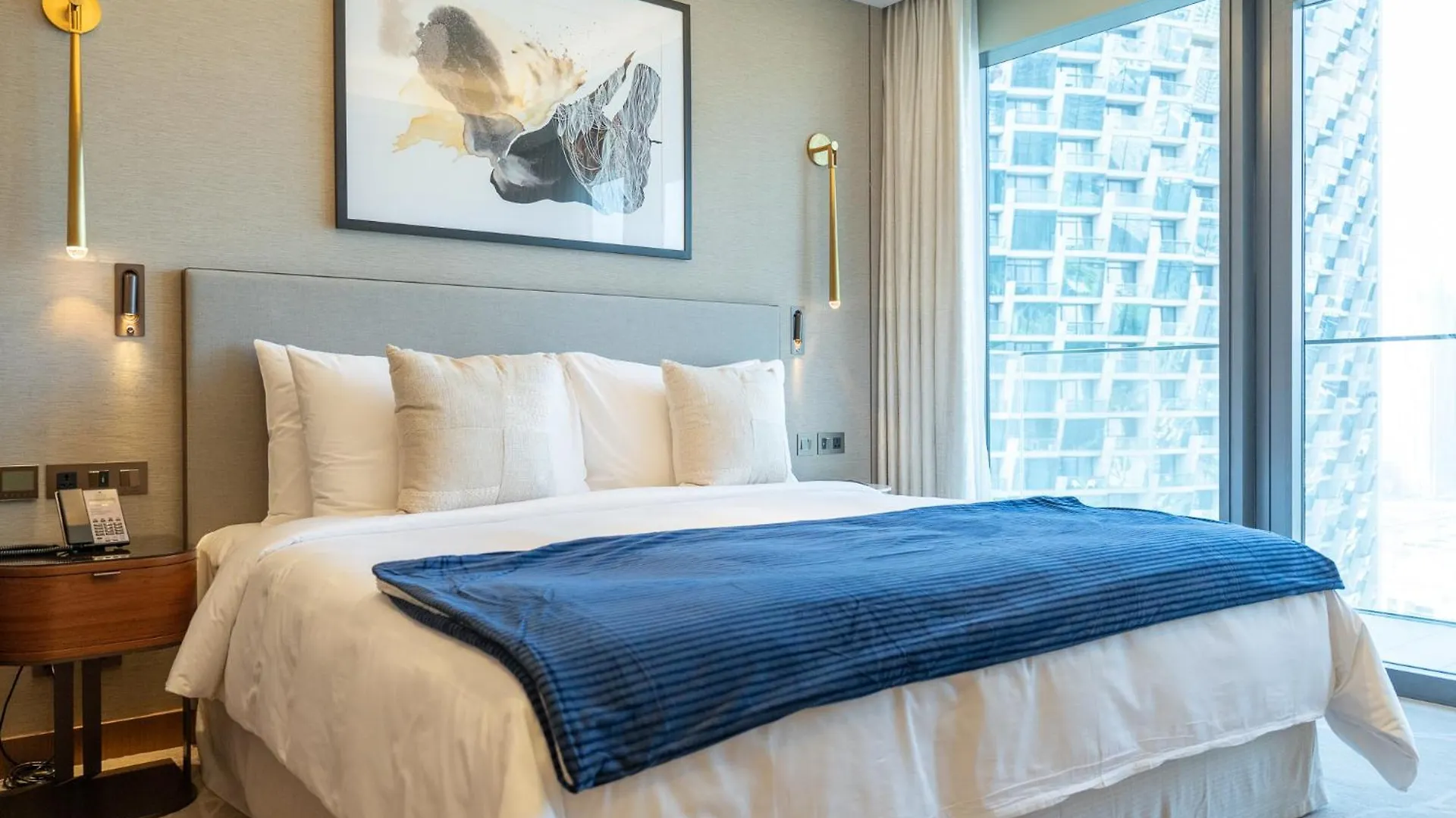 Address Residences Dubai Opera - Burj Khalifa City Views 1, 2, & 3-Bedroom Apartment 1 Minute Walk To Burj Khalifa, Dubai Mall, Dubai Fountain By Heaven Crest