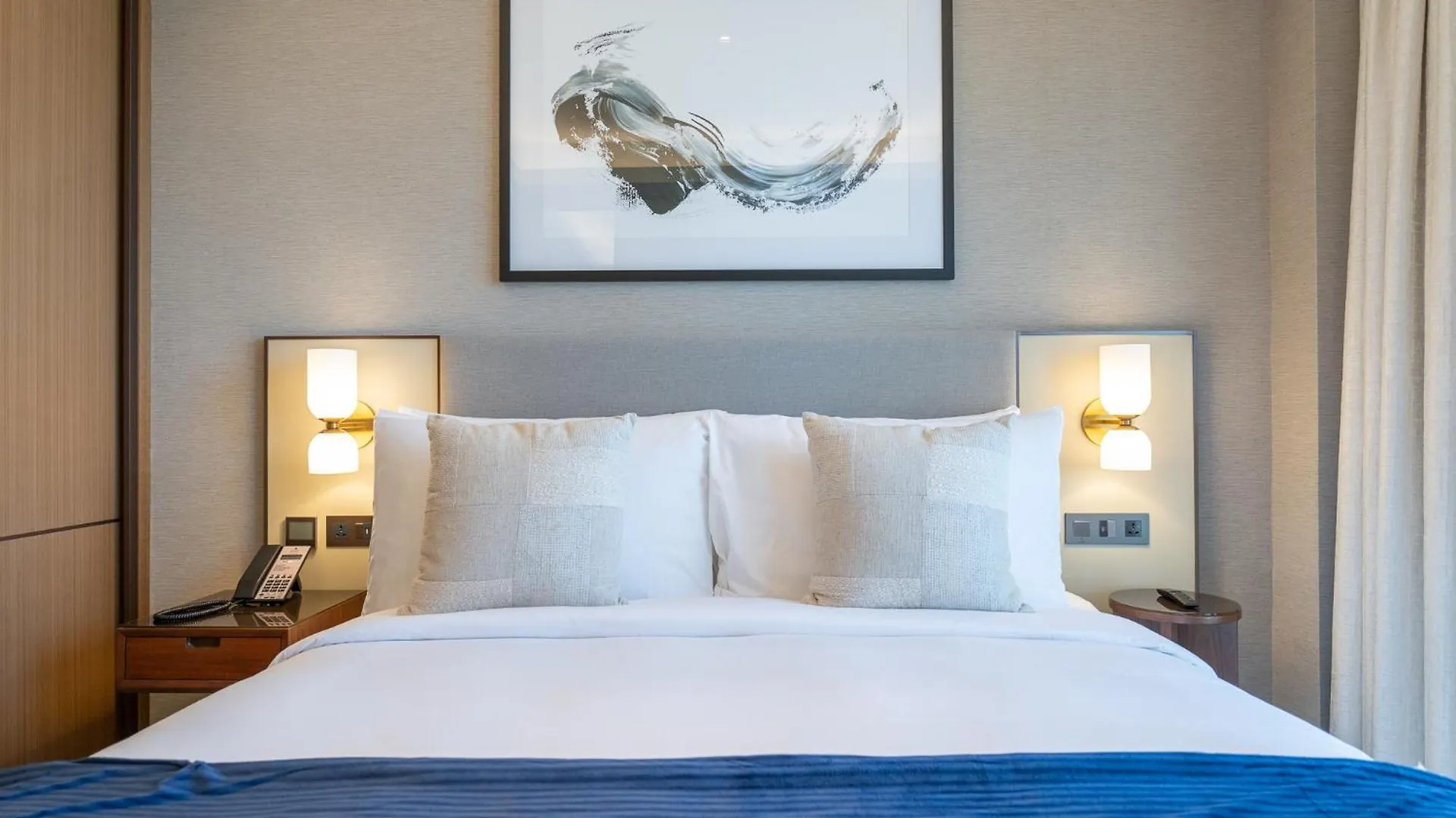 Address Residences Dubai Opera - Burj Khalifa City Views 1, 2, & 3-Bedroom Apartment 1 Minute Walk To Burj Khalifa, Dubai Mall, Dubai Fountain By Heaven Crest