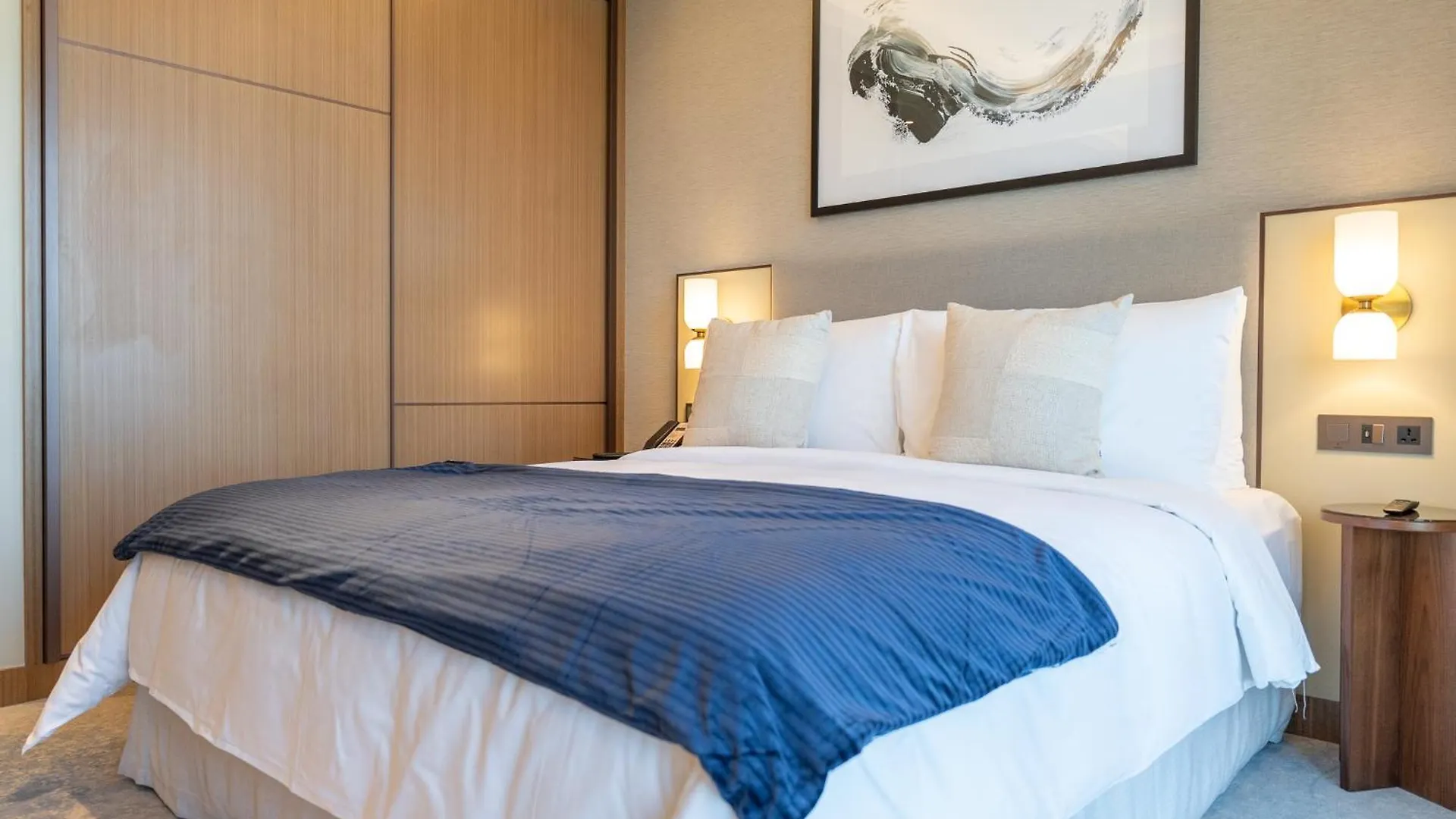 Address Residences Dubai Opera - Burj Khalifa City Views 1, 2, & 3-Bedroom Apartment 1 Minute Walk To Burj Khalifa, Dubai Mall, Dubai Fountain By Heaven Crest