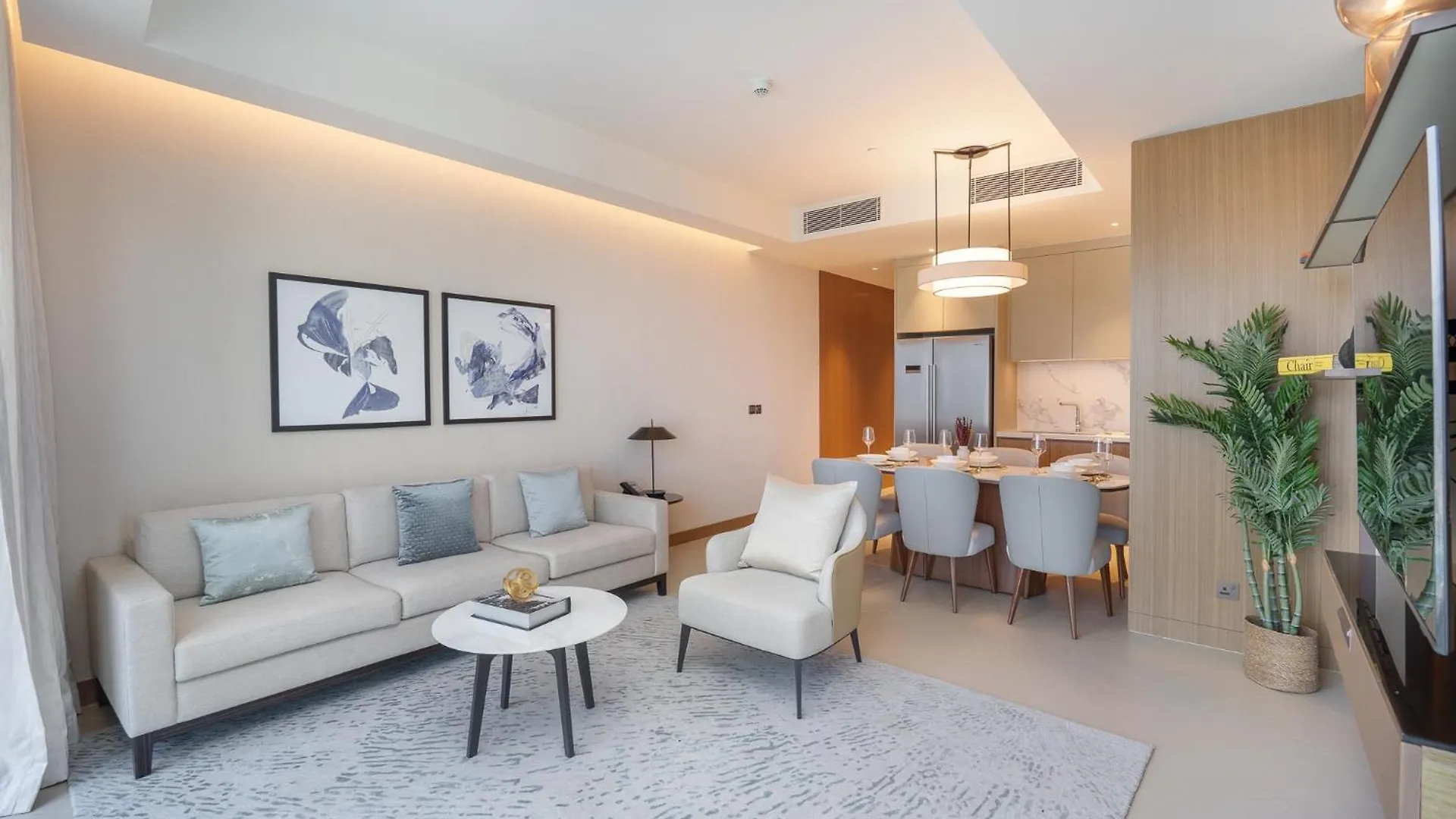 Address Residences Dubai Opera - Burj Khalifa City Views 1, 2, & 3-Bedroom Apartment 1 Minute Walk To Burj Khalifa, Dubai Mall, Dubai Fountain By Heaven Crest