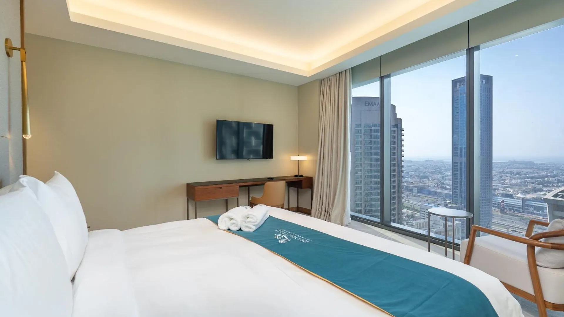 Address Residences Dubai Opera - Burj Khalifa City Views 1, 2, & 3-Bedroom Apartment 1 Minute Walk To Burj Khalifa, Dubai Mall, Dubai Fountain By Heaven Crest