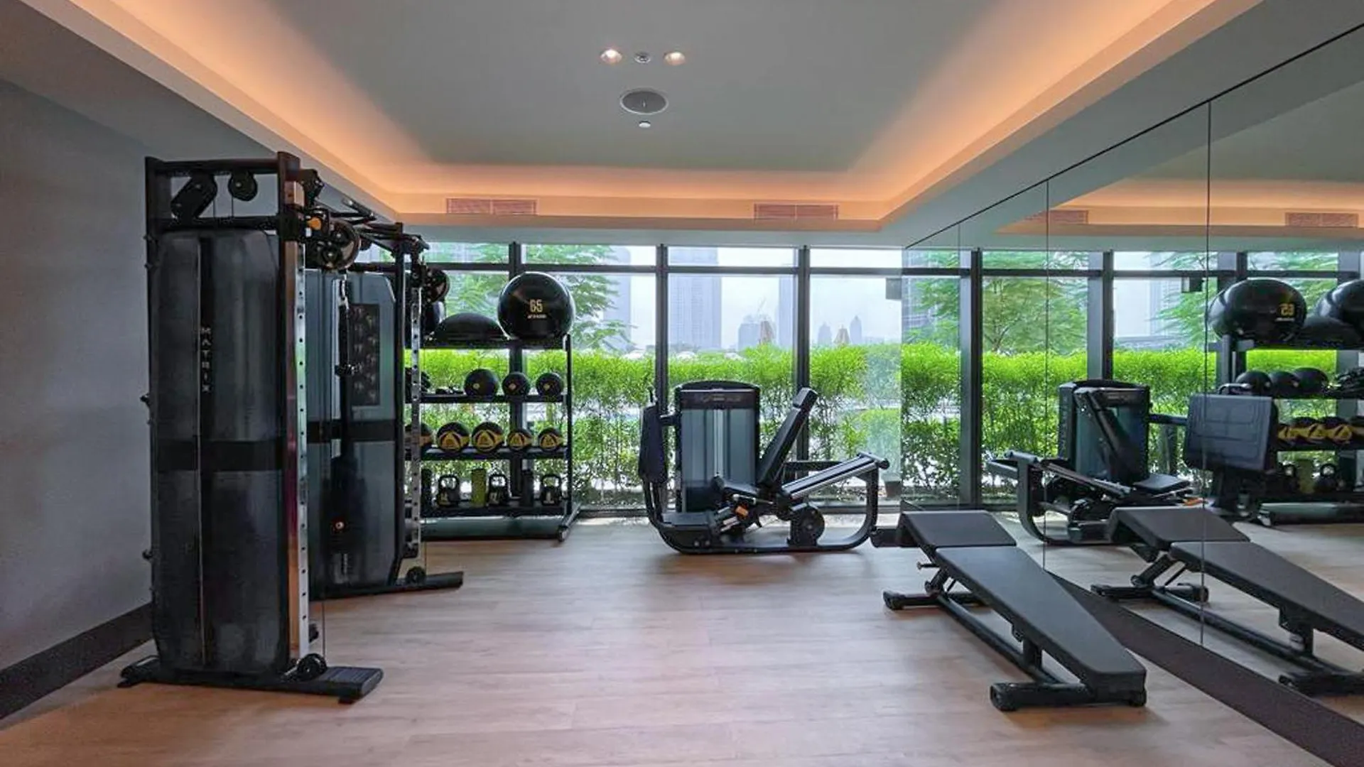 Address Residences Dubai Opera - Burj Khalifa City Views 1, 2, & 3-Bedroom Apartment 1 Minute Walk To Burj Khalifa, Dubai Mall, Dubai Fountain By Heaven Crest